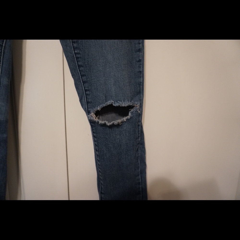 Jeans - Picture 3 of 5